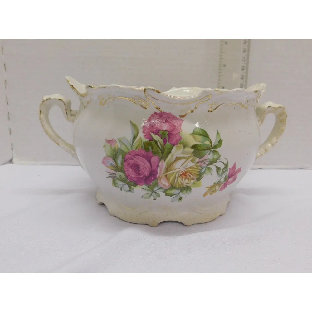 Buffalo Pottery Sugar Bowl??